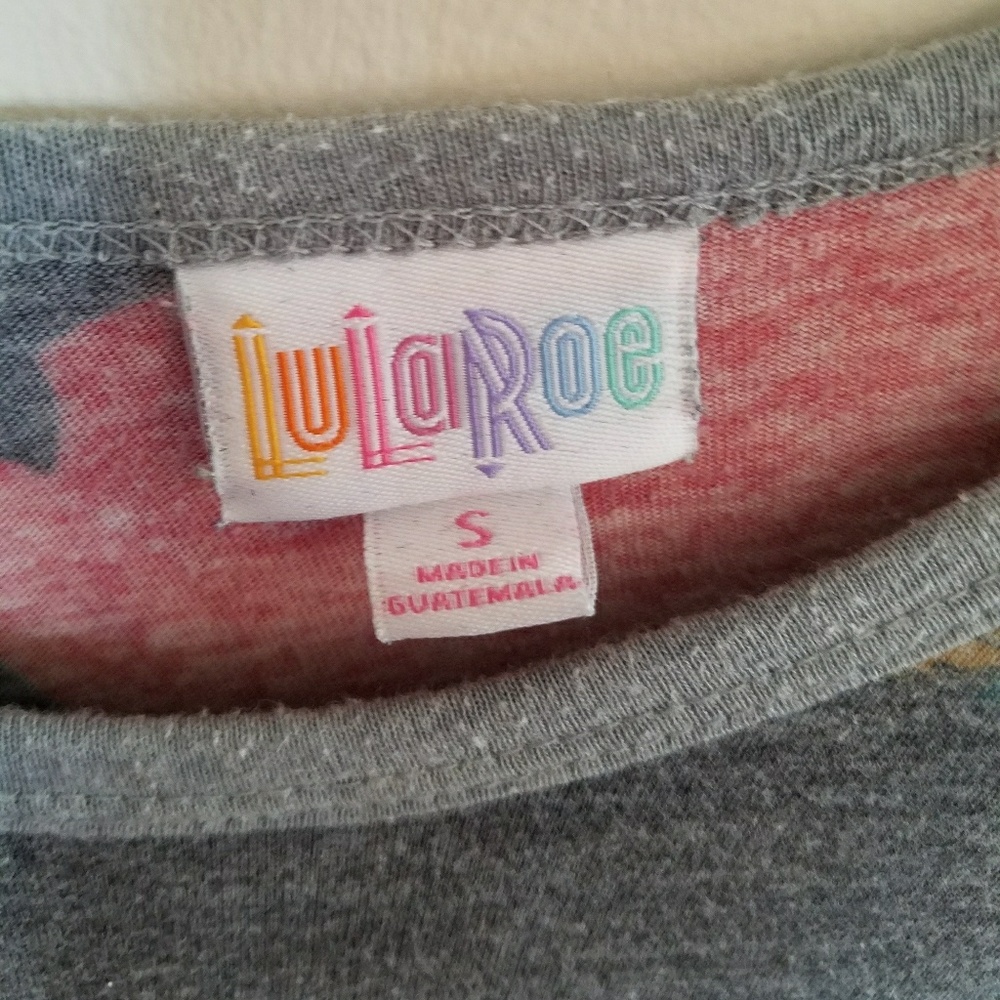 Floral Lularoe Randy Top - Picture 5 of 5